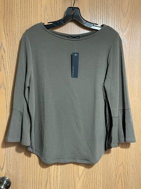 NWT Nally & Millie Olive Green Bell Sleeve Long-Sleeve Top